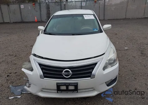 2014 Nissan Altima 2.5 S z USA, uszkodzony, nr VIN 1N4AL3AP5EN378341